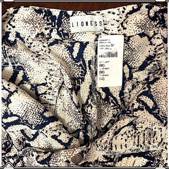 LIONESS - “Cypress” Cargo Pants (NWT) - Picture 9 of 10